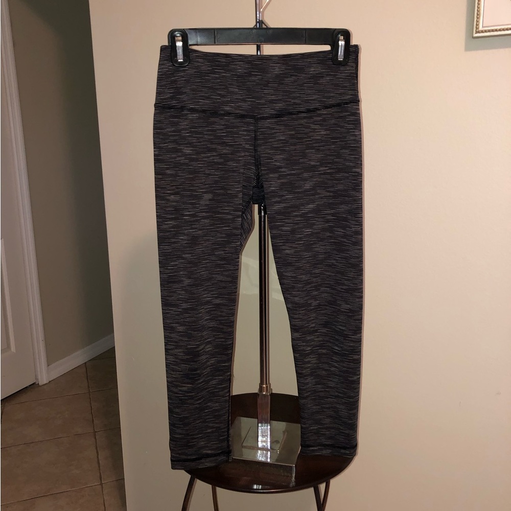 90 Degrees by Reflex S Cropped Yoga Pants / Leggings